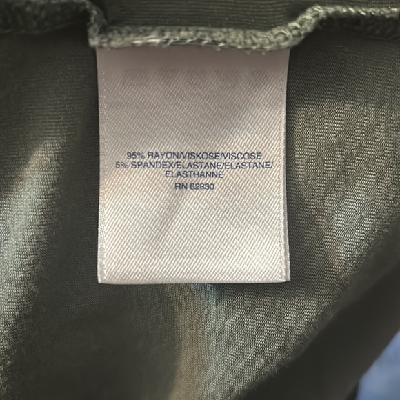 LANDS END GREEN SHORT SLEEVE BLOUSE SIZE L - Picture 3 of 4